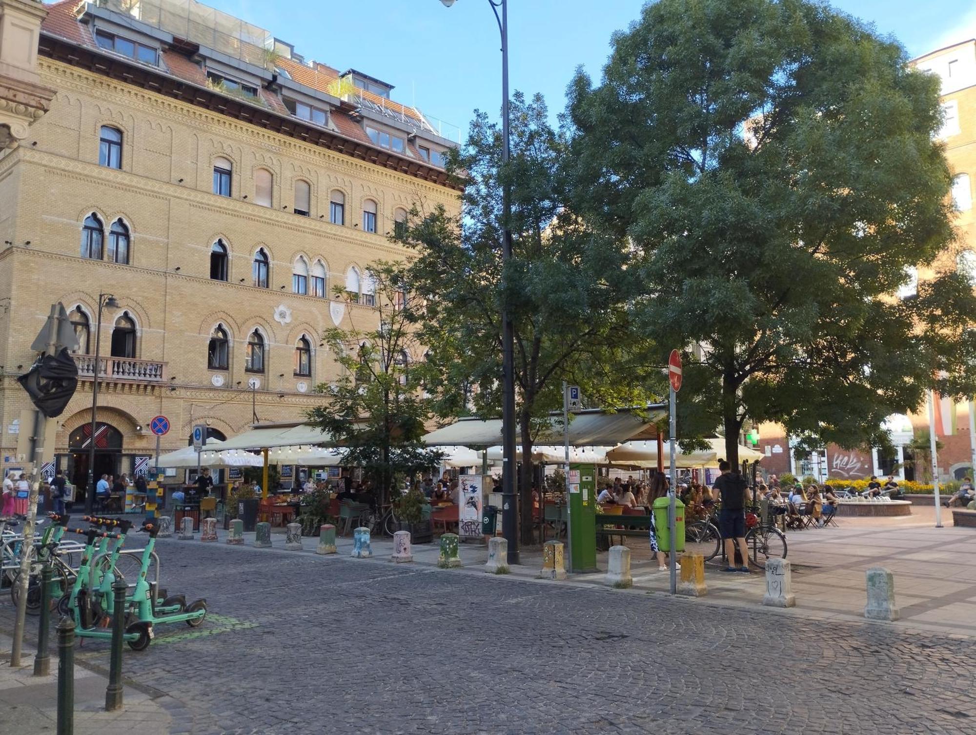 Free Parking, Balcony, Near To City Park Budapest Esterno foto