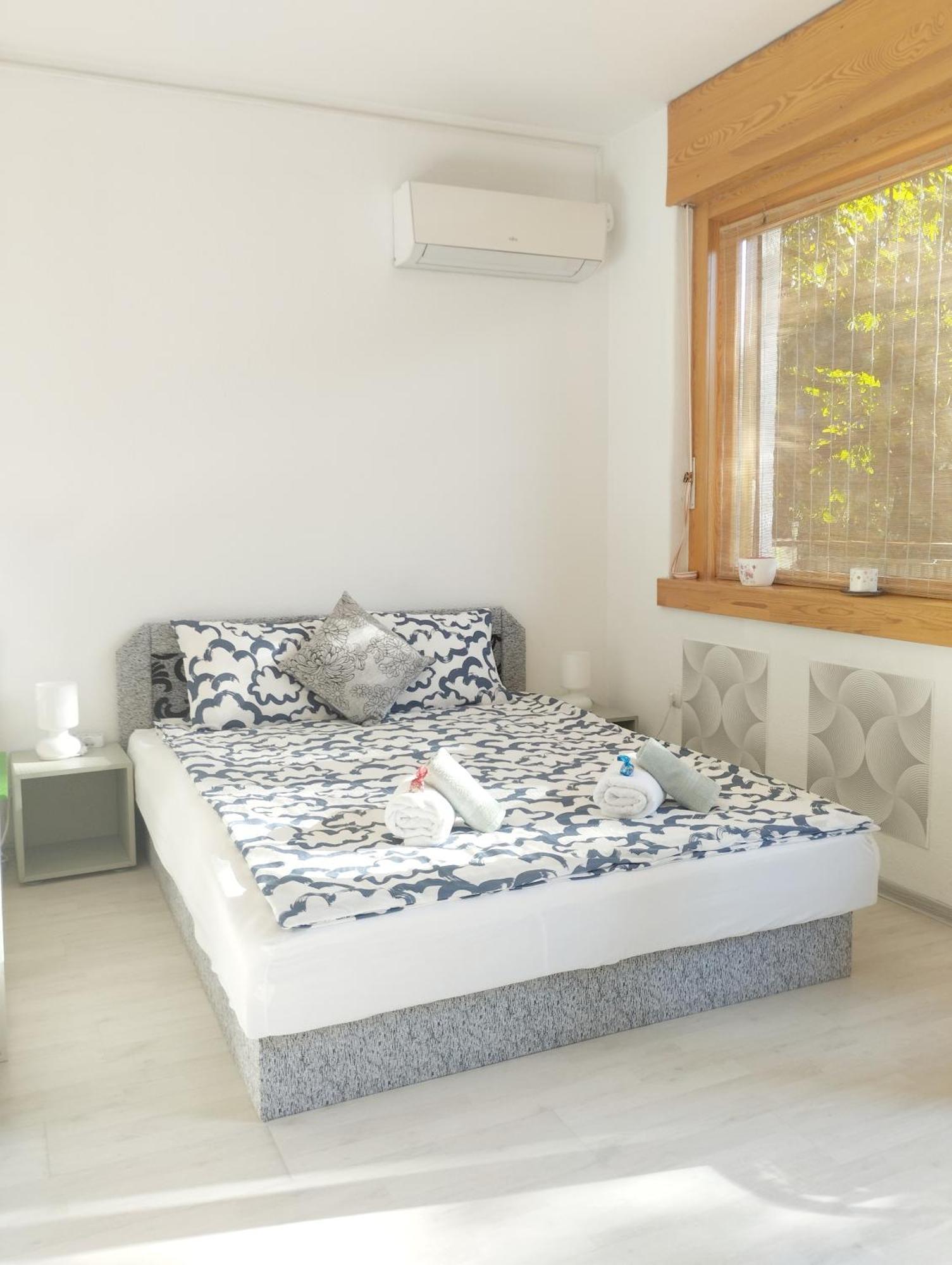 Free Parking, Balcony, Near To City Park Budapest Esterno foto